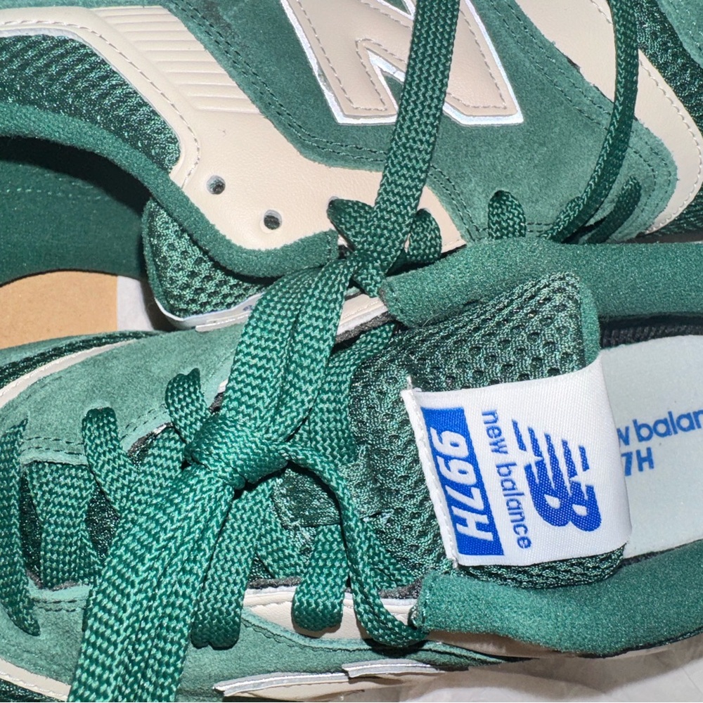 New Balance 997H